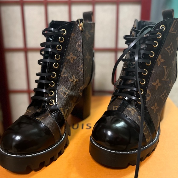 Territory Flat Ankle Boot - Shoes | LOUIS VUITTON Louis Vouiton boots